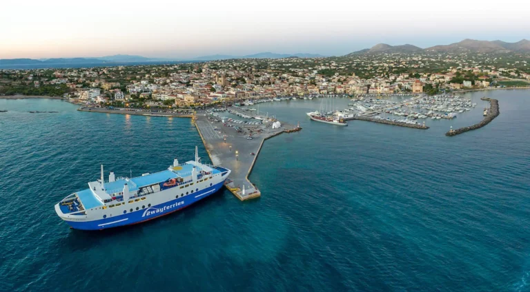 Athens: Ferry Boat Ticket to/from Agistri Island